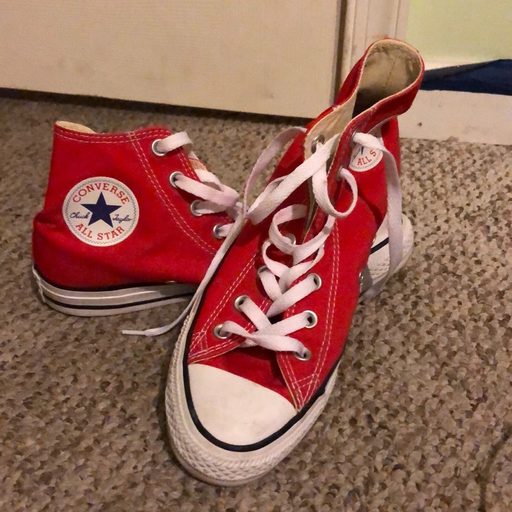 RED❤️Converse